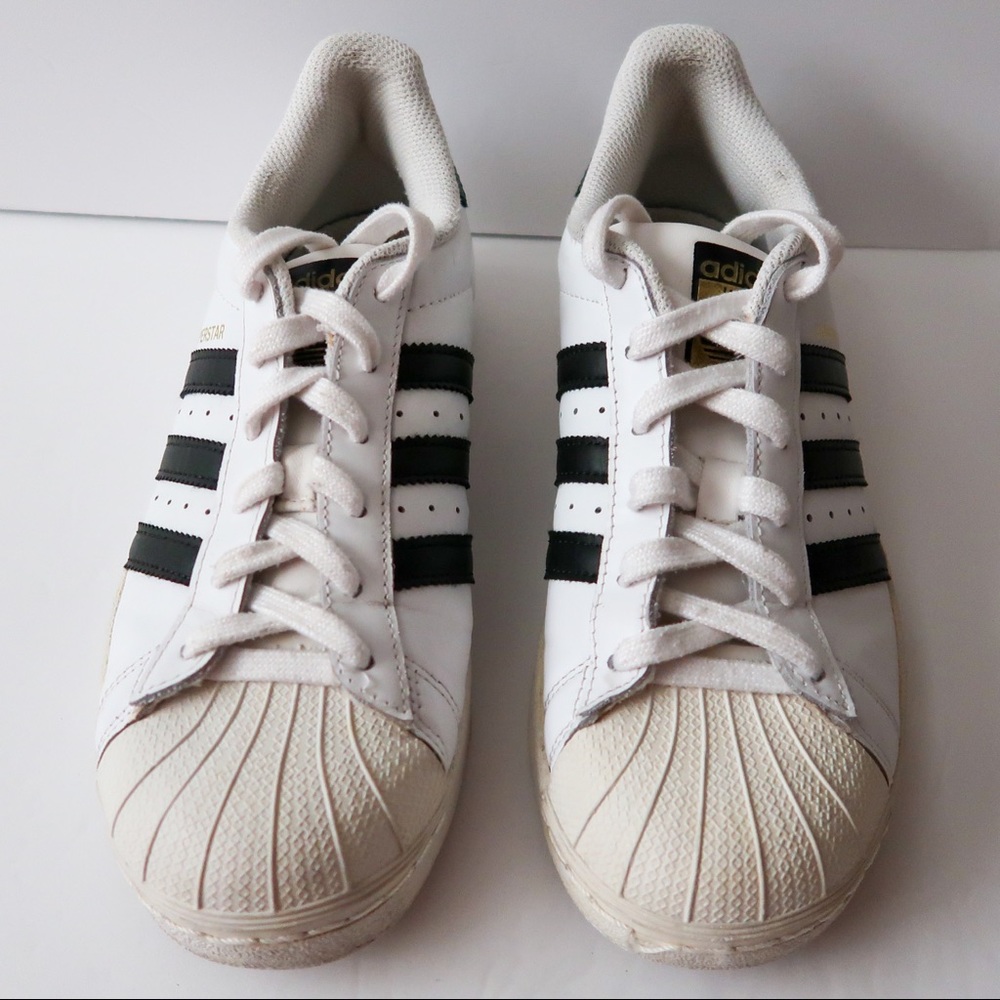 Adidas Superstar Black and White Tennis Shoe Sneaker W size 7, Kid size 5